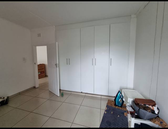 2 BEDROOM APARTMENT FOR SALE IN FAIRVIEW